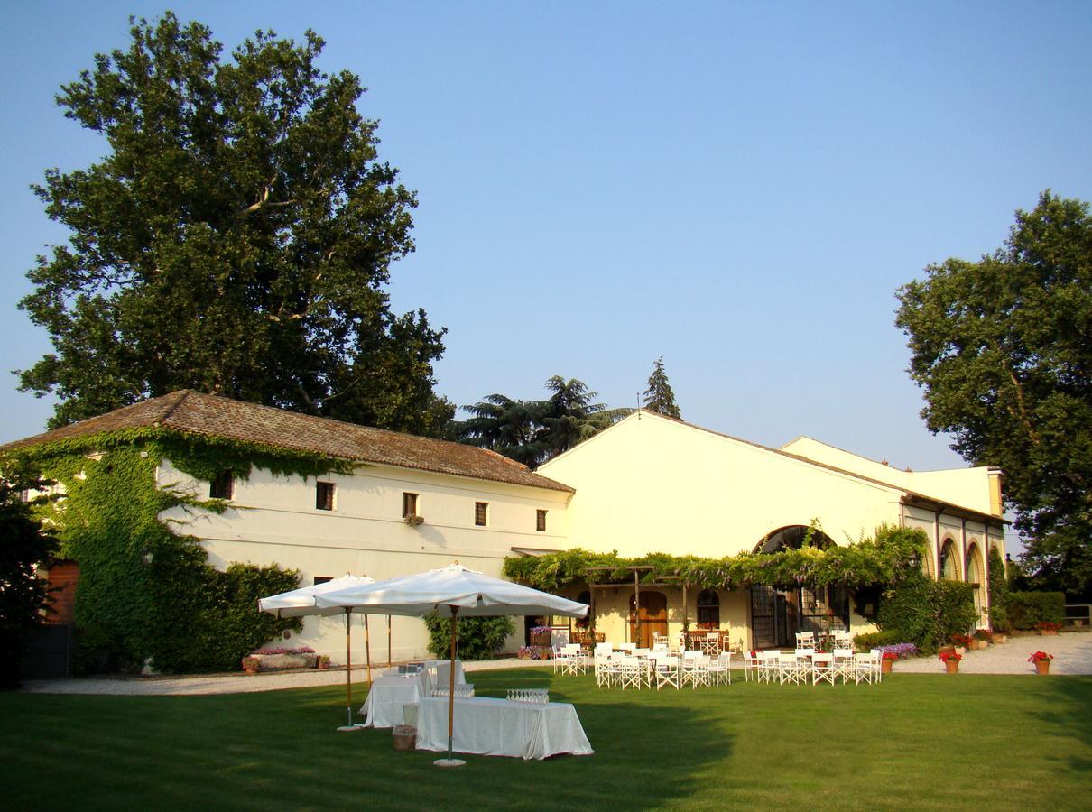Villa Schiavi Sermide Exterior foto