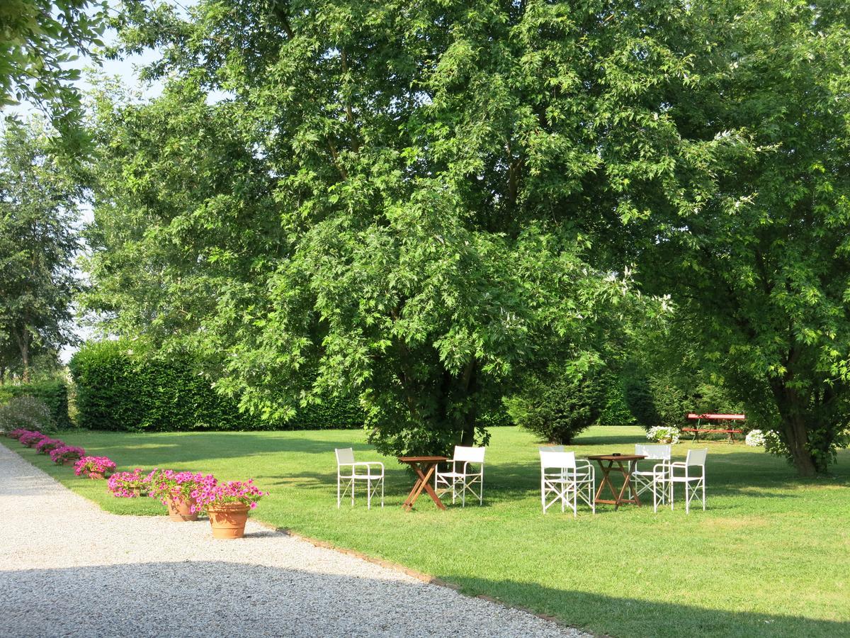 Villa Schiavi Sermide Exterior foto