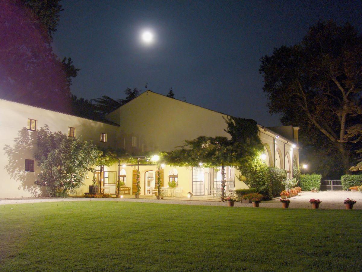 Villa Schiavi Sermide Exterior foto