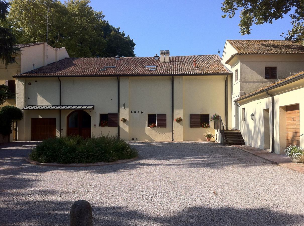 Villa Schiavi Sermide Exterior foto